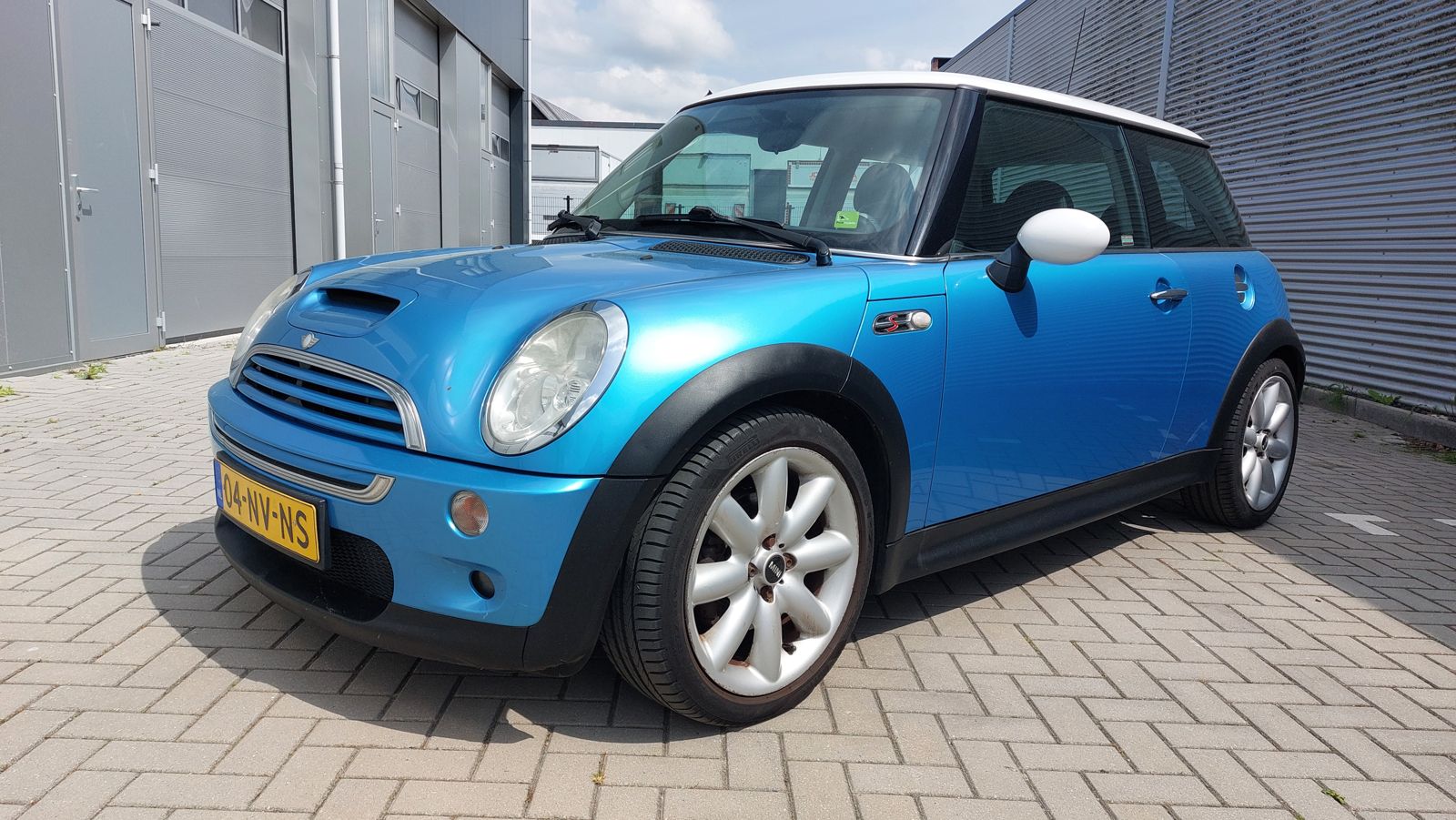 Mini Cooper S R53 in Electric Blue, foto 1